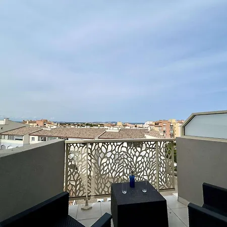 4 Pers. Cap D'agde A 200m De La - Fr-1-249-448 Agde